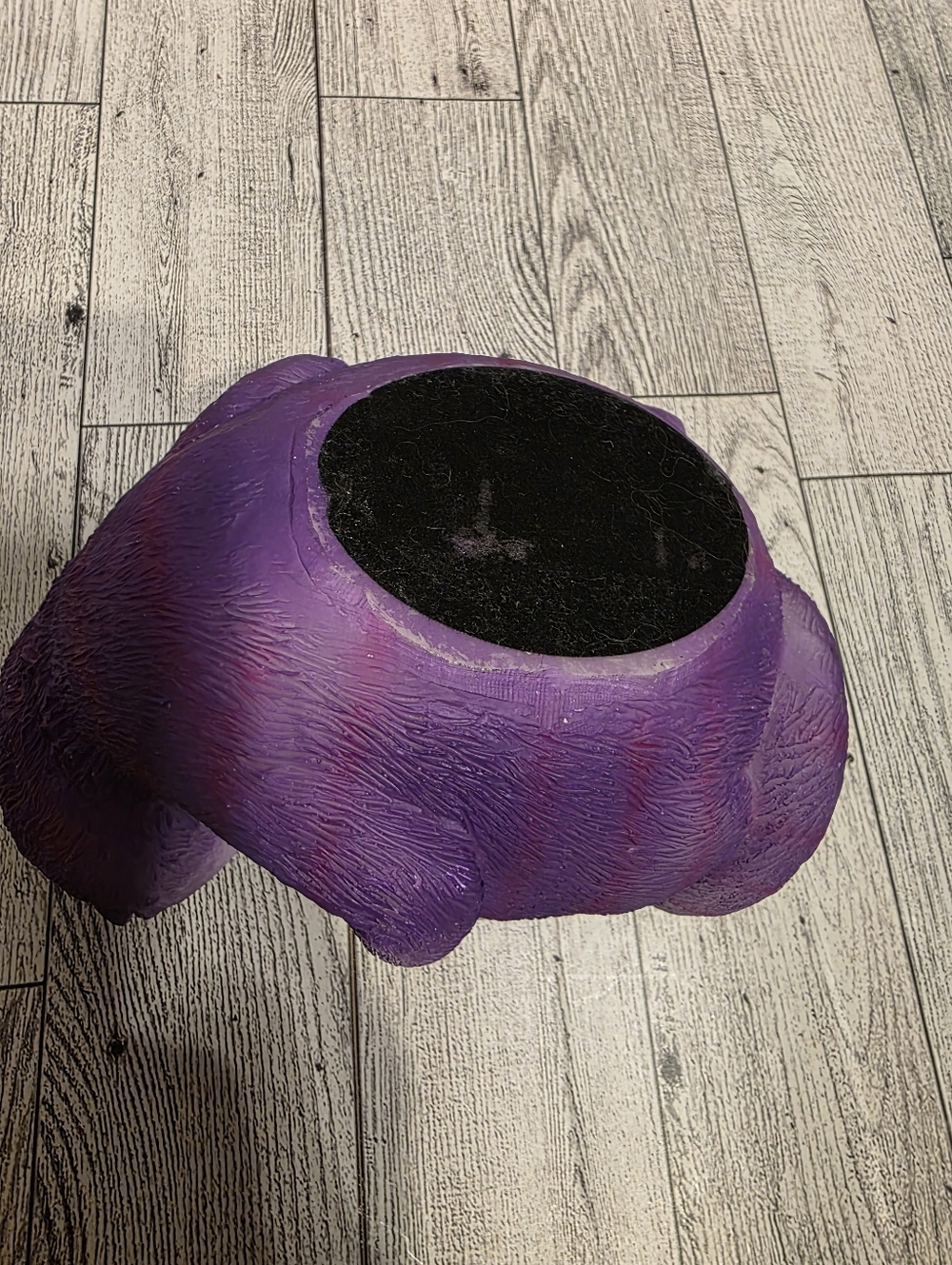 Purple Cat Shaped Ashtray - Picture 4 of 4
